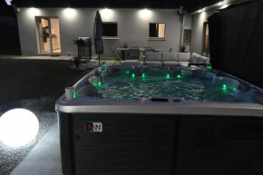 Villa An Castine avec spa pour 6pers proche plages